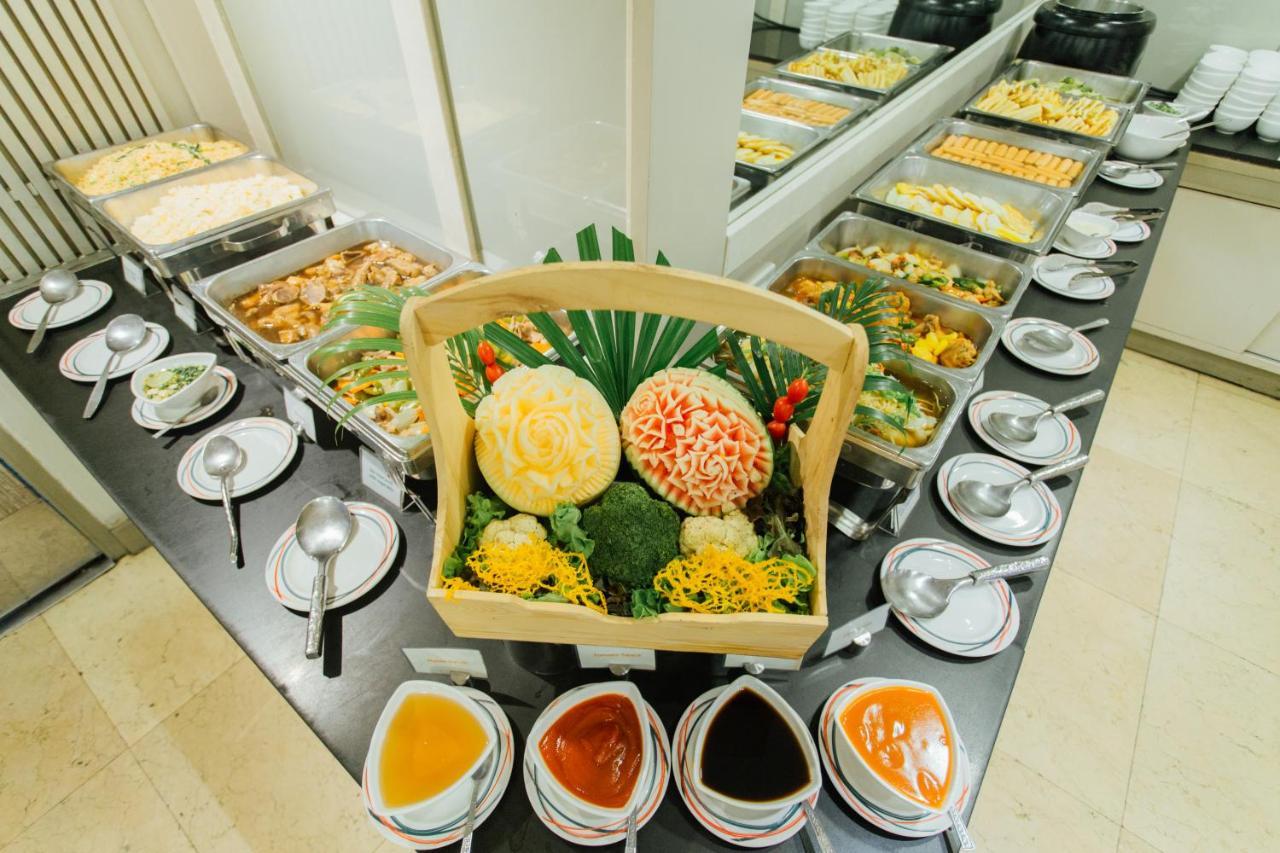 Seasons Siam Hotel Bangkok Exteriör bild
